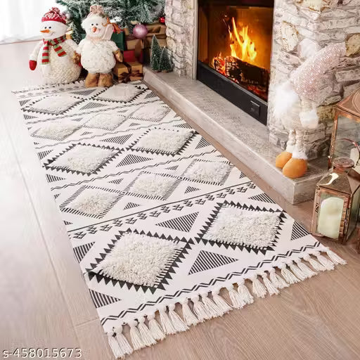 Handwoven Tufted Cotton Runner Rug – Black Floral Tassel Carpet