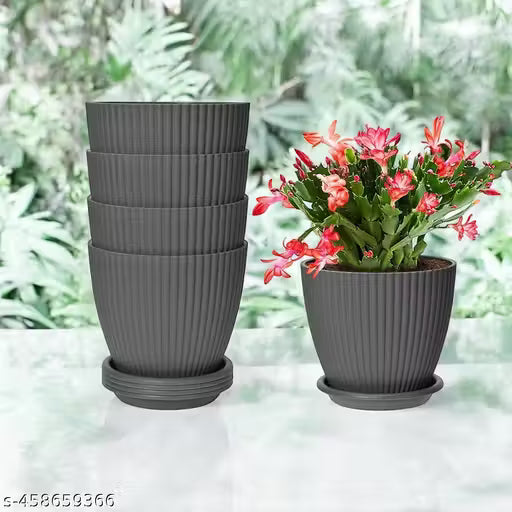Pack of 5 Black Plastic Round Flower Pots